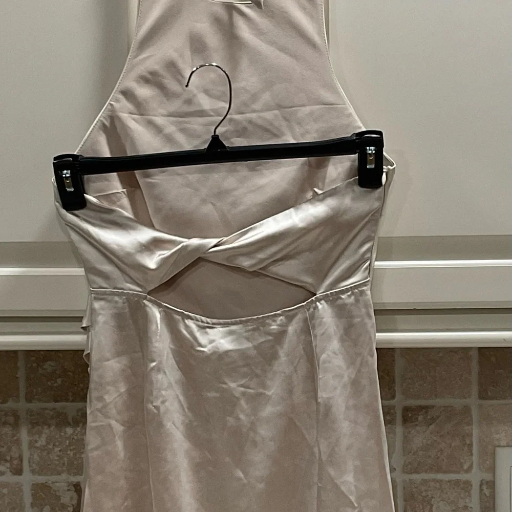 Hellomolly Dress - Picture 2 of 5